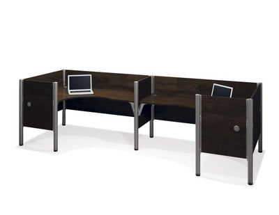 Two Back-to-Back Closed L-Shaped Office Cubicles with Low Privacy Panels